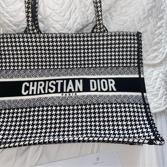 Medium Dior book tote - Picture 2 of 5